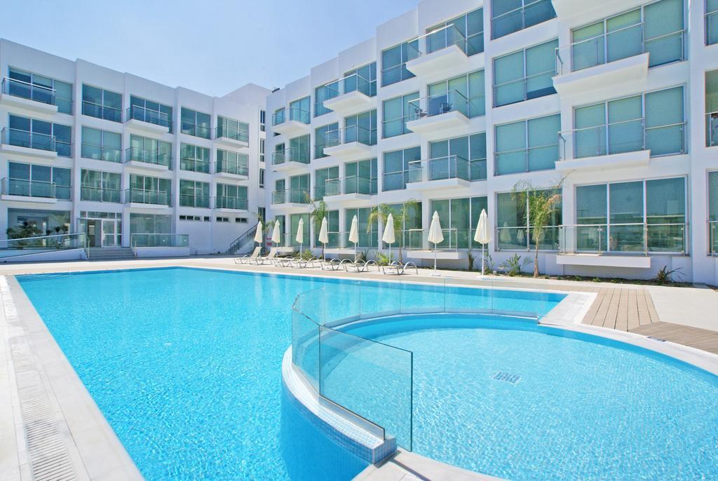 Calypso - Coralli Beachfront Apartment Protaras Exterior foto